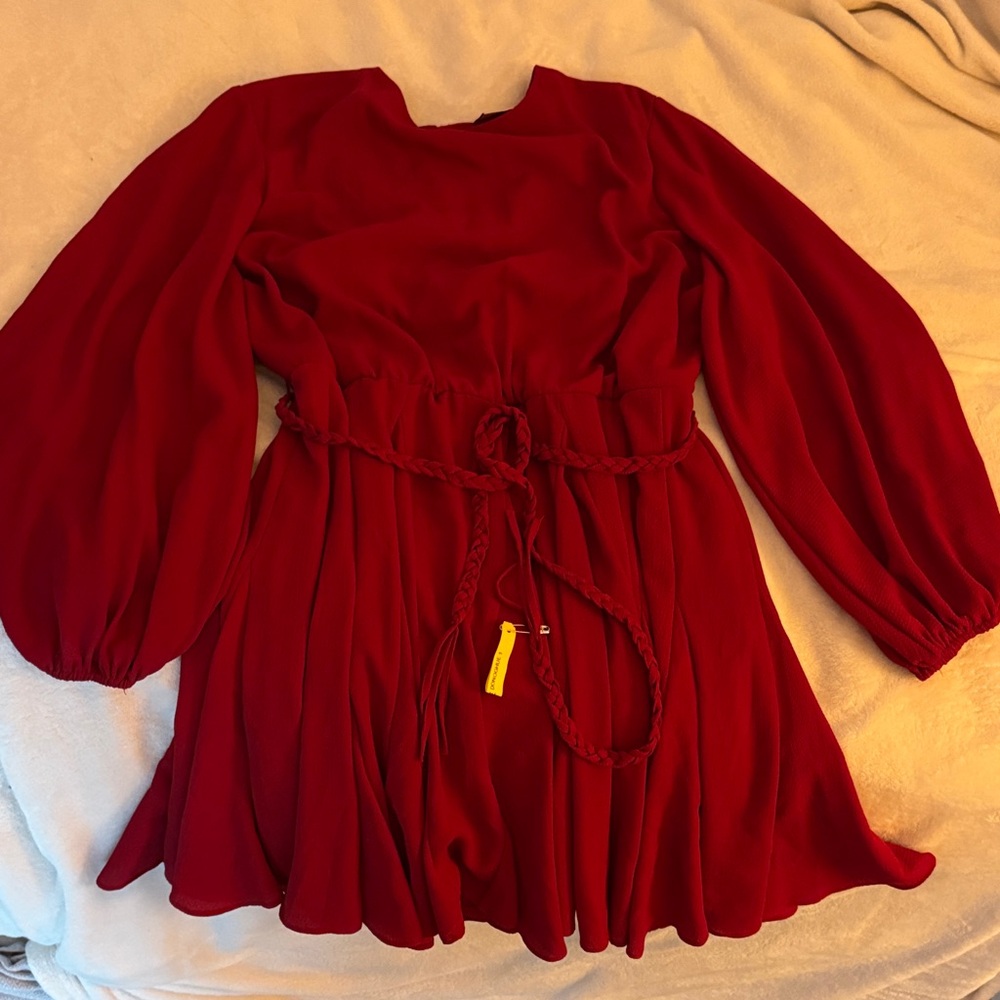 Premier Amour Vibrant Red Top